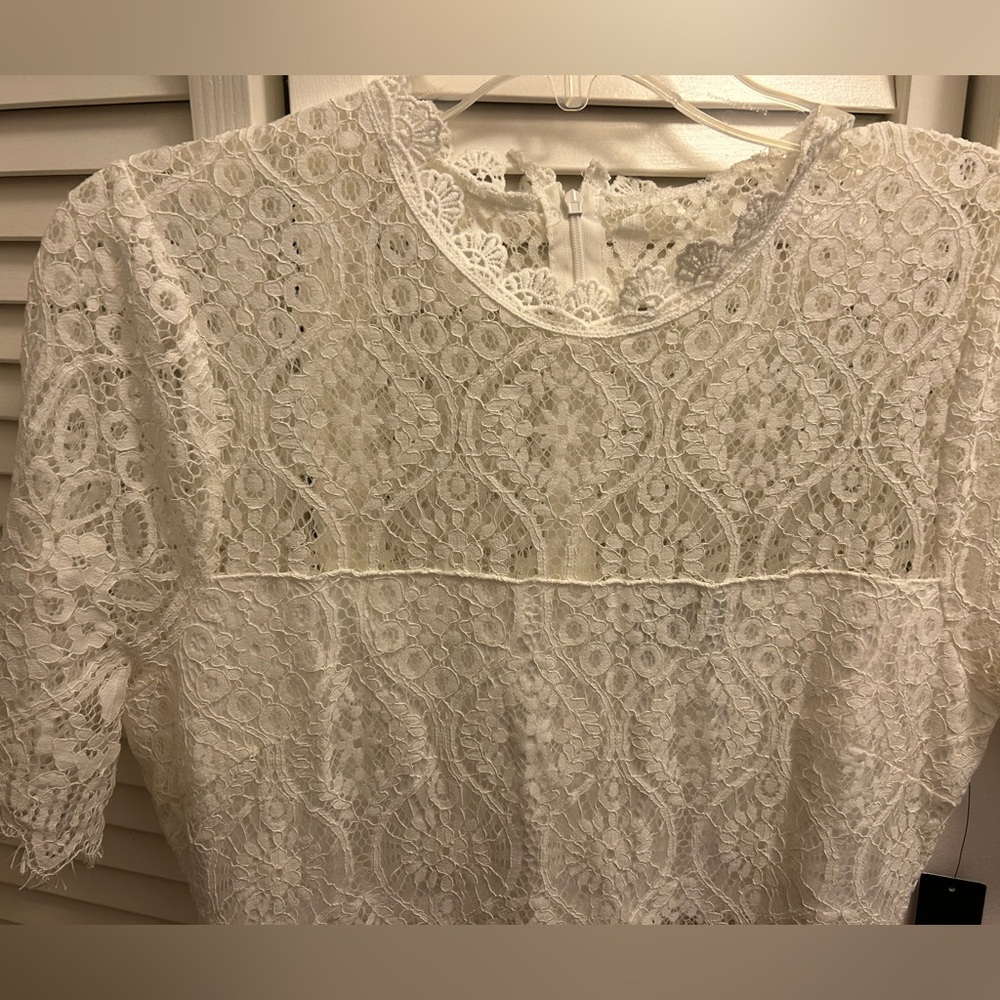 White lace midi dress with cut out details - Picture 2 of 3
